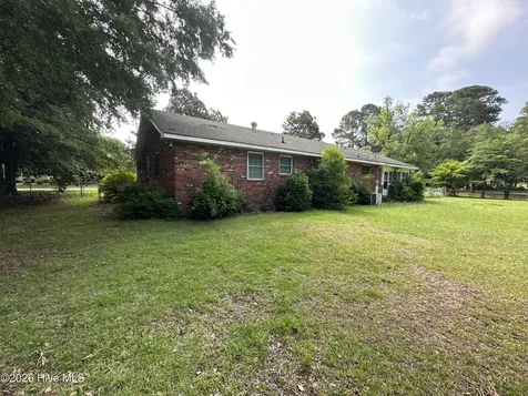 309 Pecan Lane Laurinburg NC 28352