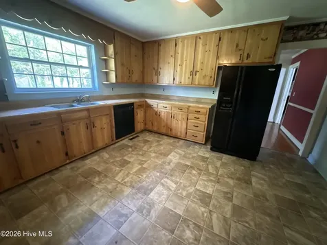 309 Pecan Lane Laurinburg NC 28352