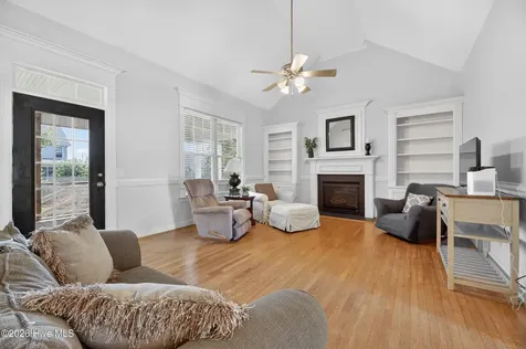 378 Primrose Lane Winterville NC 28590