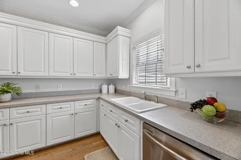 378 Primrose Lane Winterville NC 28590