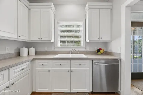 378 Primrose Lane Winterville NC 28590