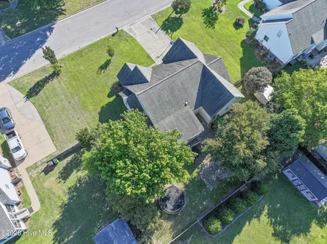 378 Primrose Lane Winterville NC 28590