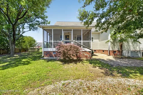 378 Primrose Lane Winterville NC 28590
