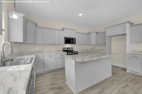 123 Mingo Drive Richlands NC 28574
