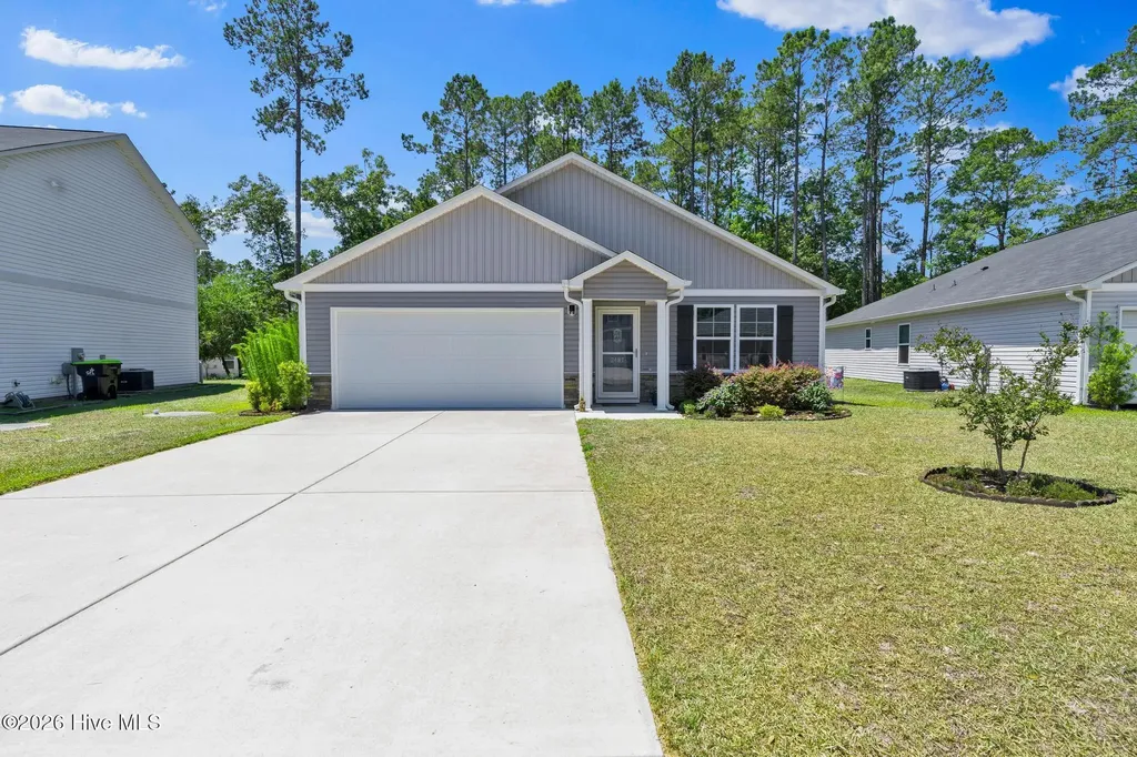 2487 Provence Drive SE Bolivia NC 28422