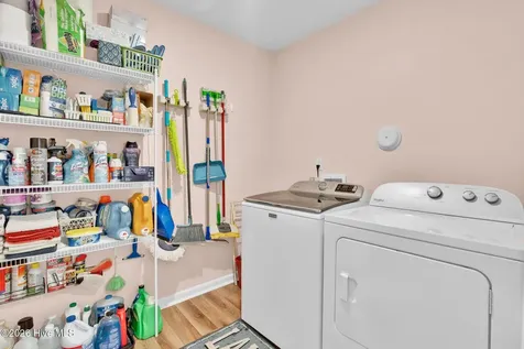 2487 Provence Drive SE Bolivia NC 28422