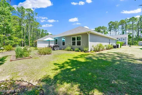 2487 Provence Drive SE Bolivia NC 28422