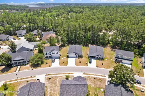 2487 Provence Drive SE Bolivia NC 28422