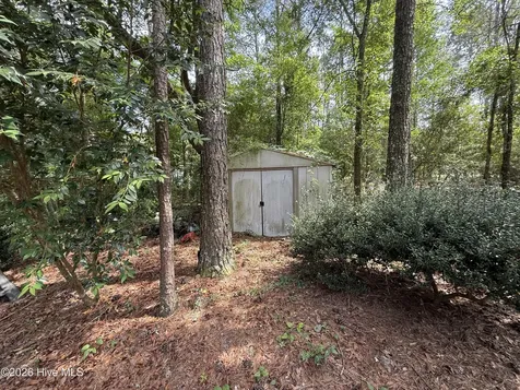 1240 Eagles Nest Road Dudley NC 28333