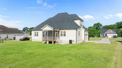 204 Coffman Drive Pikeville NC 27863