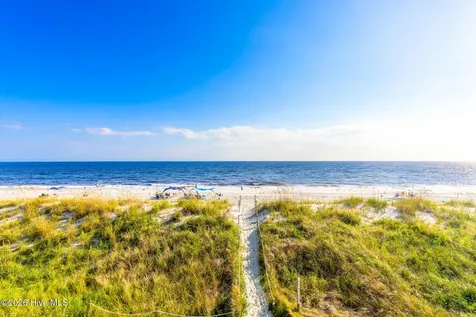 165 NW 4th Street Oak Island NC 28465