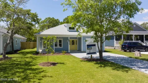 165 NW 4th Street Oak Island NC 28465