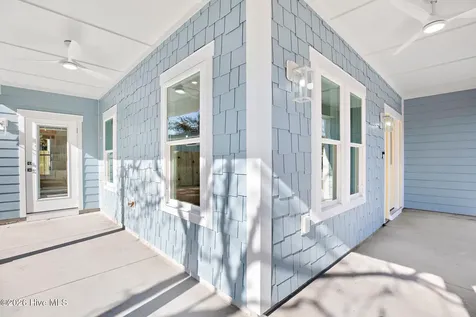 165 NW 4th Street Oak Island NC 28465