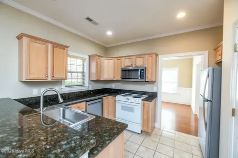 4502 Regent Drive Wilmington NC 28412
