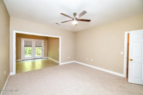 4502 Regent Drive Wilmington NC 28412