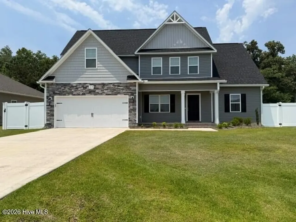 319 Cotton Hill Place Hubert NC 28539