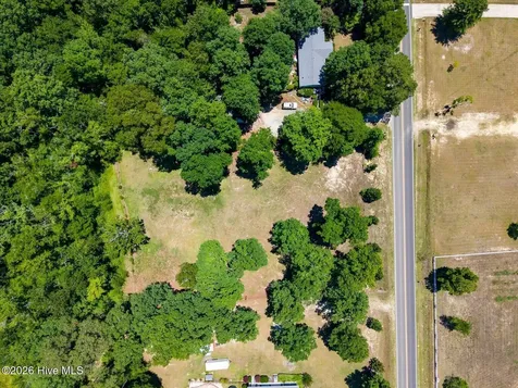130 Benton Road SE Bolivia NC 28422