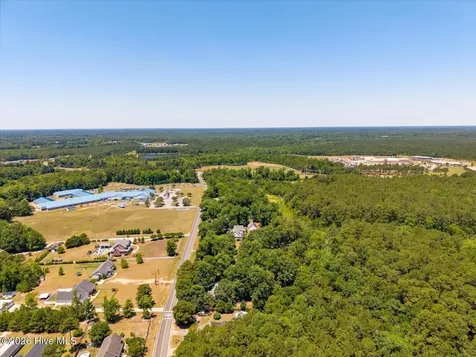130 Benton Road SE Bolivia NC 28422