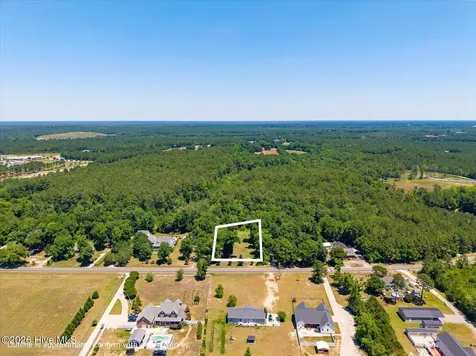 130 Benton Road SE Bolivia NC 28422
