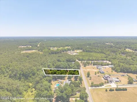 130 Benton Road SE Bolivia NC 28422
