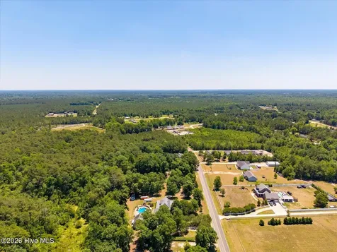 130 Benton Road SE Bolivia NC 28422