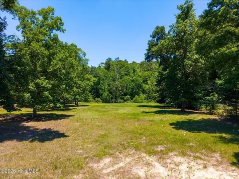 130 Benton Road SE Bolivia NC 28422