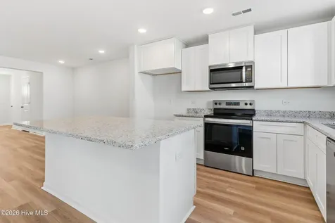 40 W Pioneer Way Hampstead NC 28443