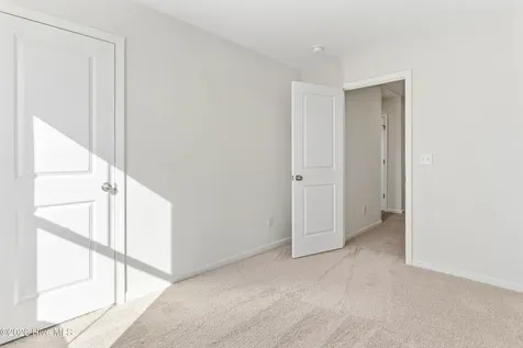 40 W Pioneer Way Hampstead NC 28443