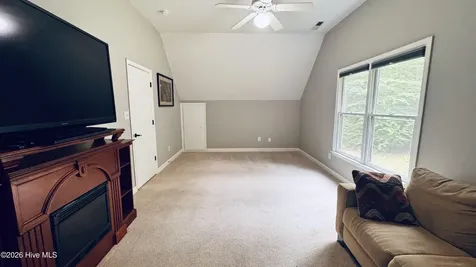 240 Mcgregor Woods Road Chapel Hill NC 27517