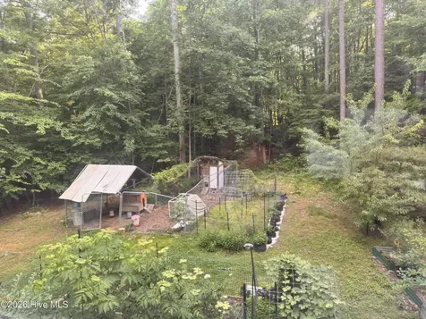 240 Mcgregor Woods Road Chapel Hill NC 27517