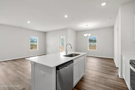 167 N Squires Run Lane Richlands NC 28574