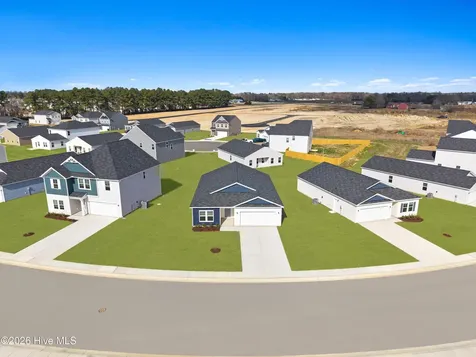 167 N Squires Run Lane Richlands NC 28574