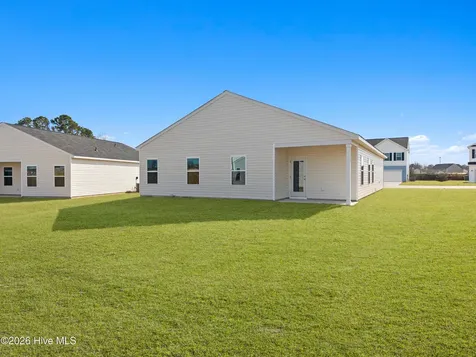 167 N Squires Run Lane Richlands NC 28574