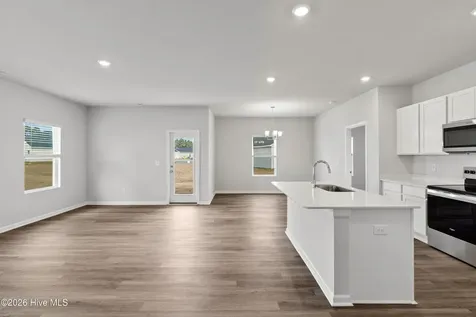 167 N Squires Run Lane Richlands NC 28574