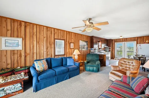 1906 N New River Drive Surf City NC 28445