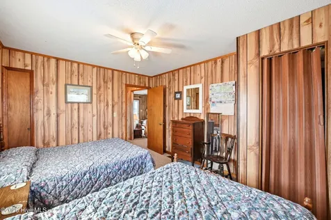 1906 N New River Drive Surf City NC 28445