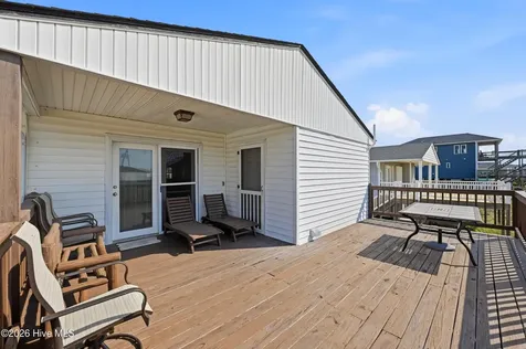 1906 N New River Drive Surf City NC 28445