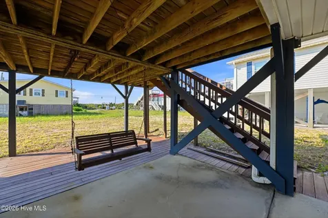 1906 N New River Drive Surf City NC 28445