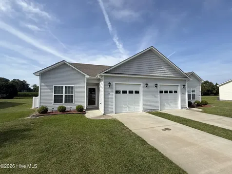 211 Briarcliff Court Kinston NC 28501