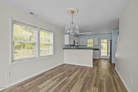 4513 Country Club Road Morehead City NC 28557
