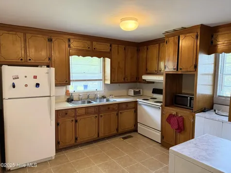 2703 Jackson Drive Greenville NC 27858