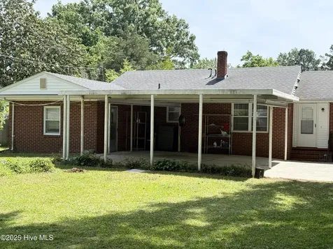 2703 Jackson Drive Greenville NC 27858