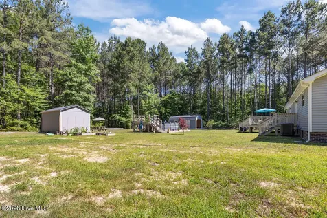 20 Wells Lane Gates NC 27937