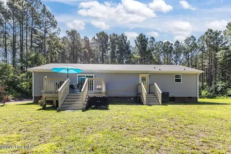20 Wells Lane Gates NC 27937