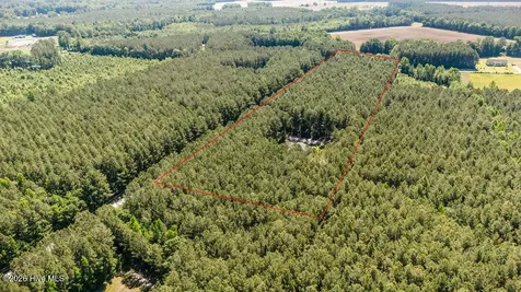 20 Wells Lane Gates NC 27937