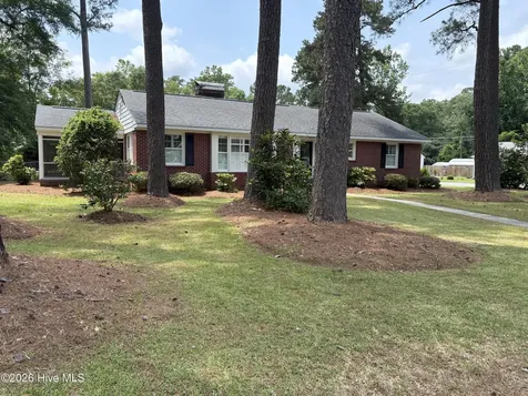 125 Tucker Street Whiteville NC 28472