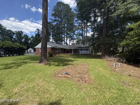 125 Tucker Street Whiteville NC 28472