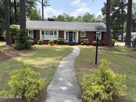 125 Tucker Street Whiteville NC 28472