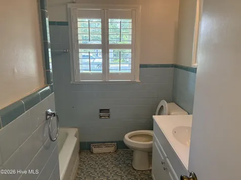 125 Tucker Street Whiteville NC 28472