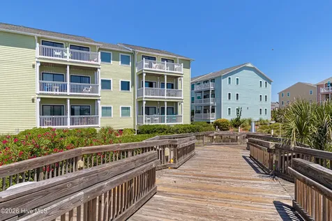 9201 Coast Guard Road Emerald Isle NC 28594